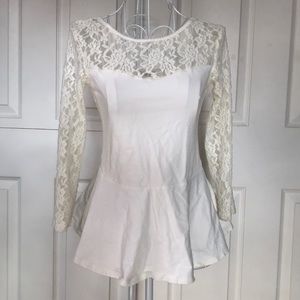 EXPRESS White Lace Sleeve